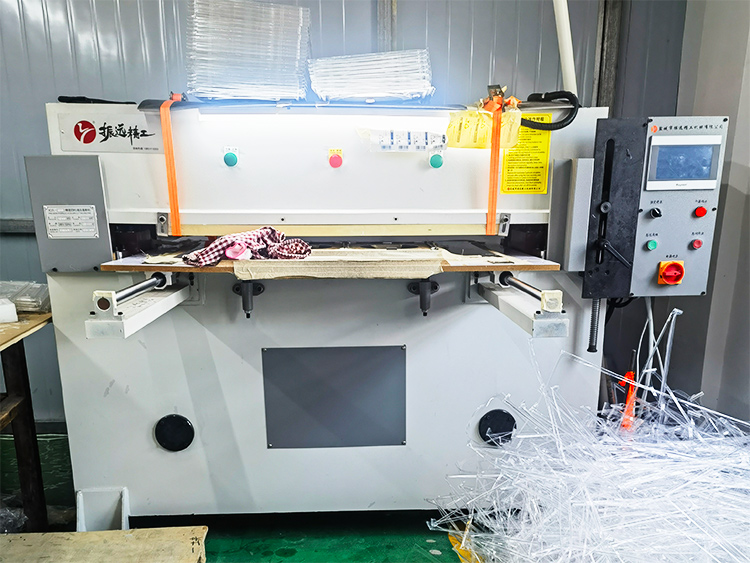 精密四柱白色触摸屏PLC