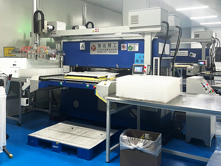 双面送料裁断机