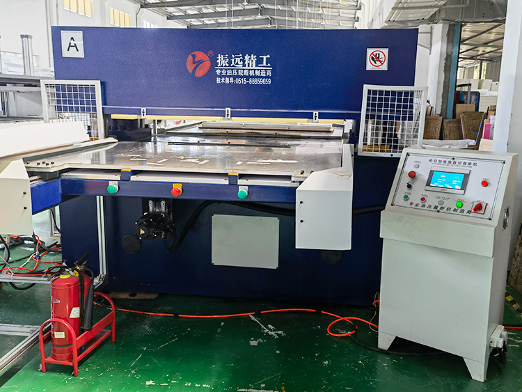 珍珠棉单双边送料裁断机